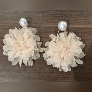 Elegant Cream Floral Earrings